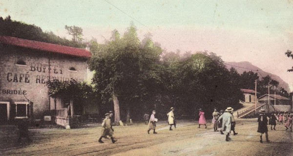 Gare d'Étrembières et café-restaurant La Débridée