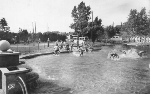 Première piscine d´Annemasse
