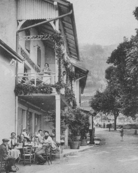 Restaurant de Genève et la pompe à essence