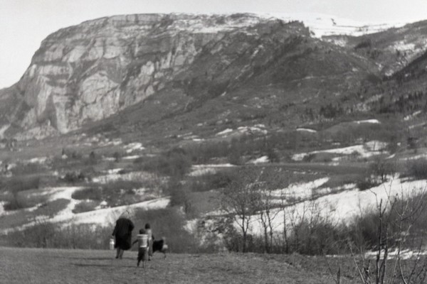 Recherche du lait au pèse-lait de Blécheins (février 1948)