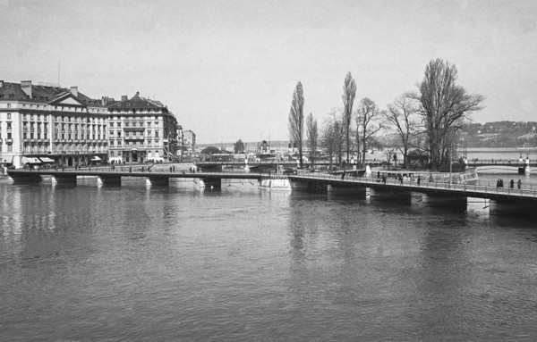 Le pont des Bergues (sept. 1934)