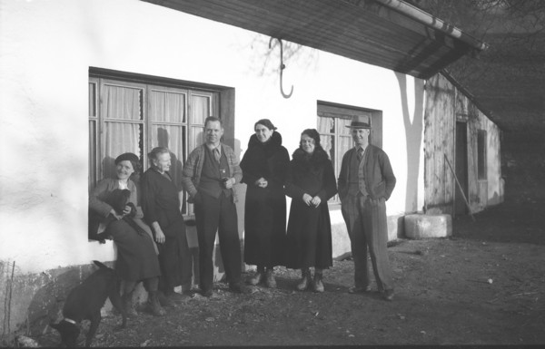Visite de la famille à Montfort (déc. 1936)