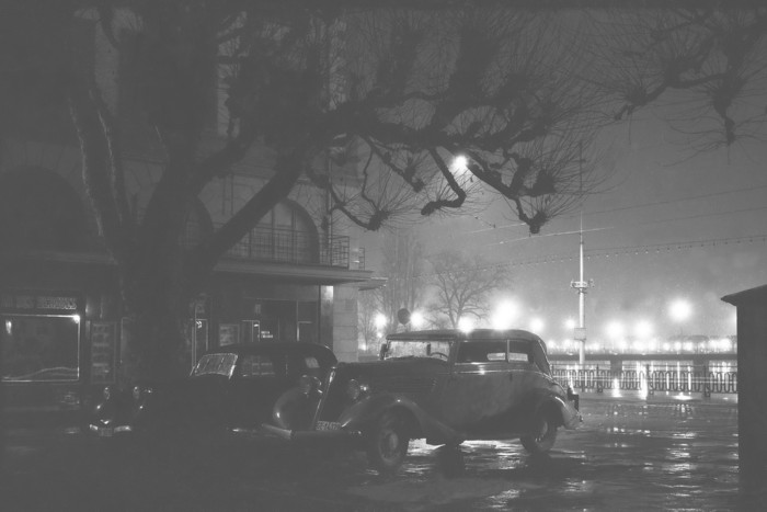 La place de Chevelu de nuit (1946)