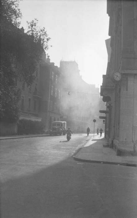 Carrefour boulevard du Pont-d’Arve - rue de Carouge (avril 1948)