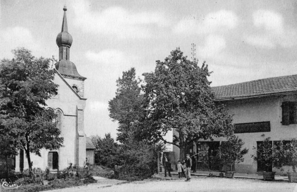 Place de l’église de Vers (3/3)