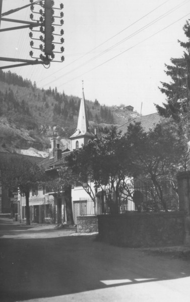 La rue principale de Monnetier