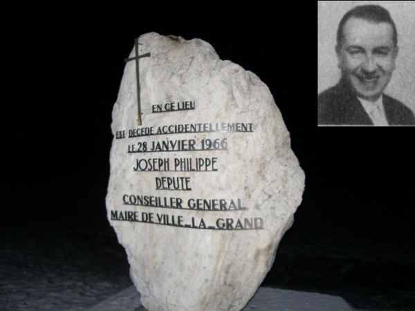 Stèle de Joseph Philippe