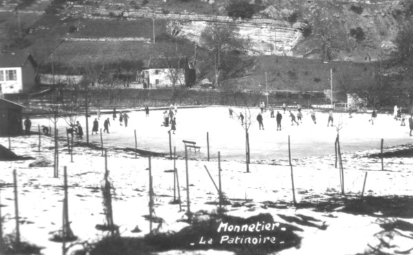 La patinoire de Monnetier
