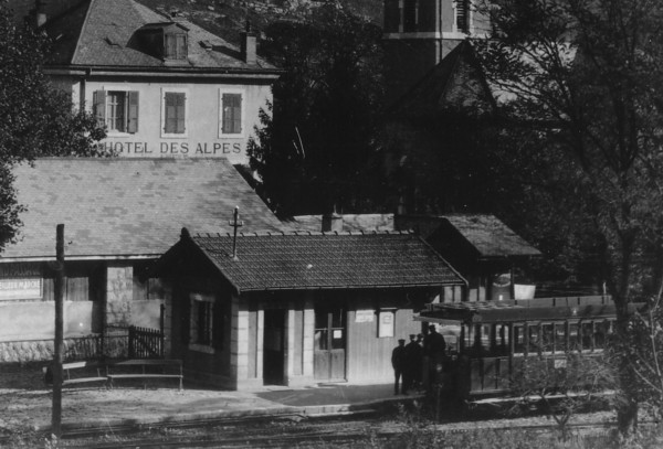 Halte de Monnetier-Eglise